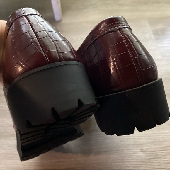 Sugar Chunk Croc Loafers - Picture 5 of 12